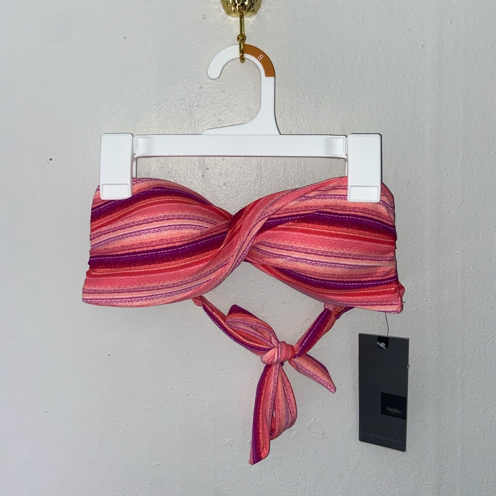 Twist Front Bikini Top